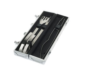 Aluminum case with barbeque specifications